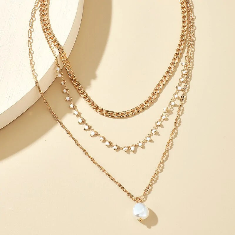 Bohemian Pearl Pendant Necklace