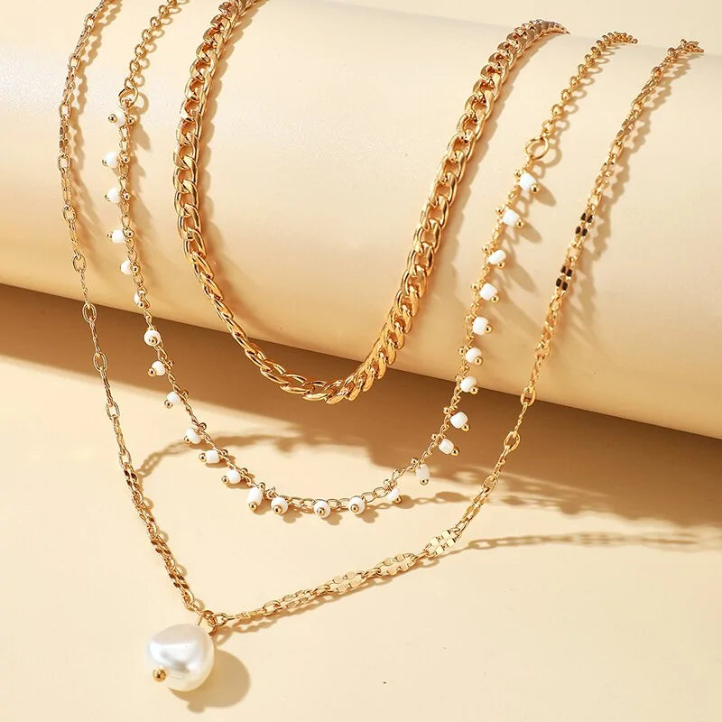 Bohemian Pearl Pendant Necklace