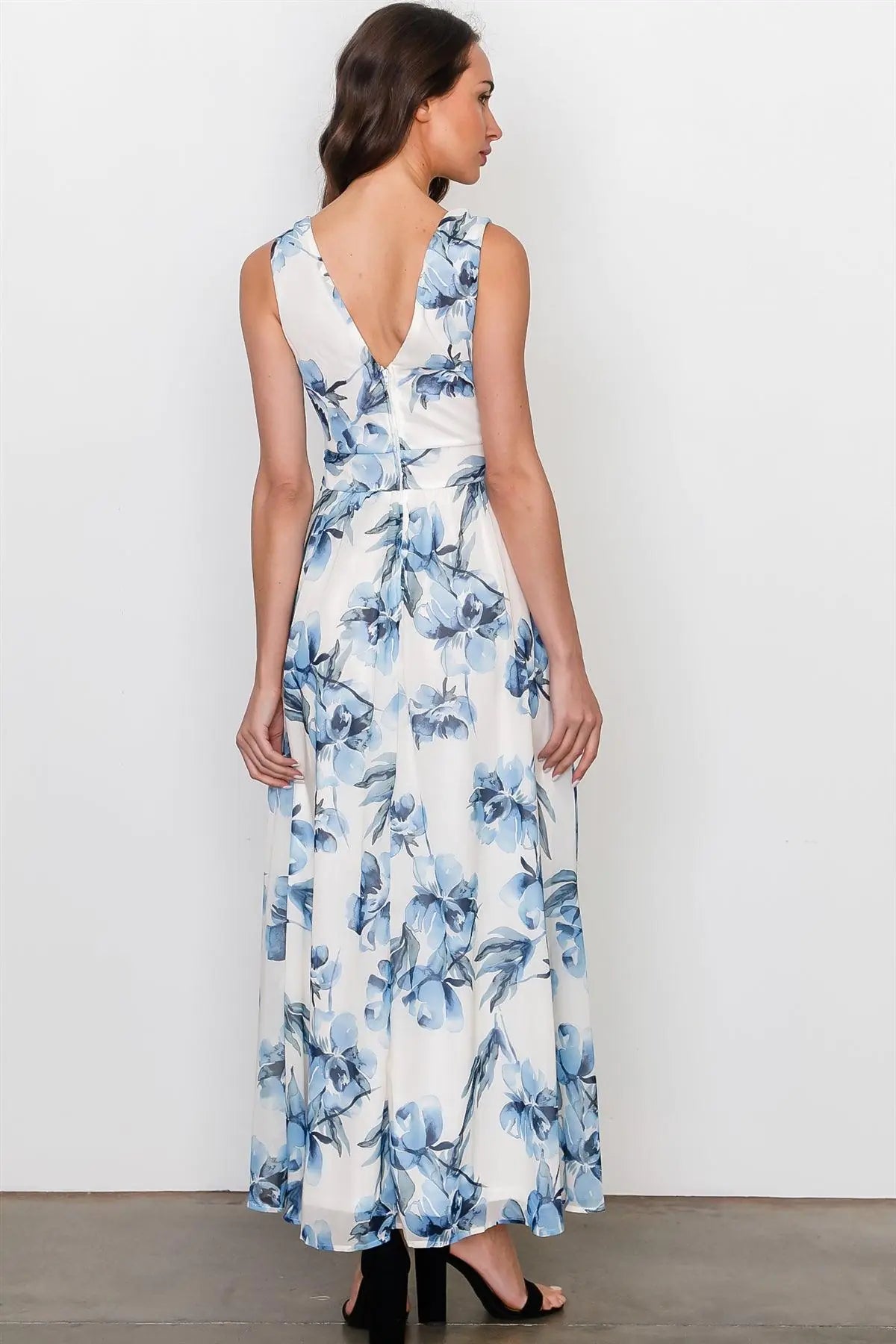 White Blue Flower Sleeveless Maxi Dress / 2-2-2